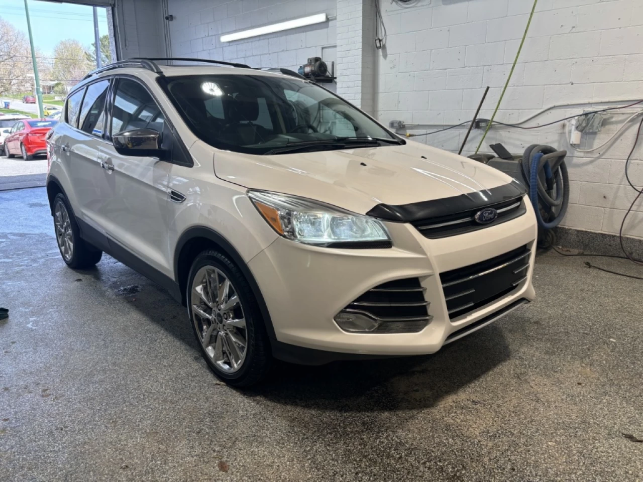 2016 Ford Escape SE Main Image