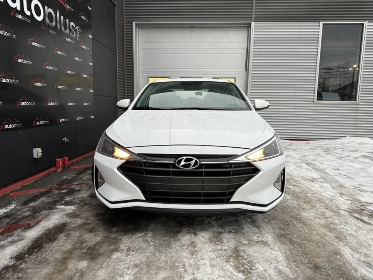 2020 Hyundai Elantra Essential Image principale