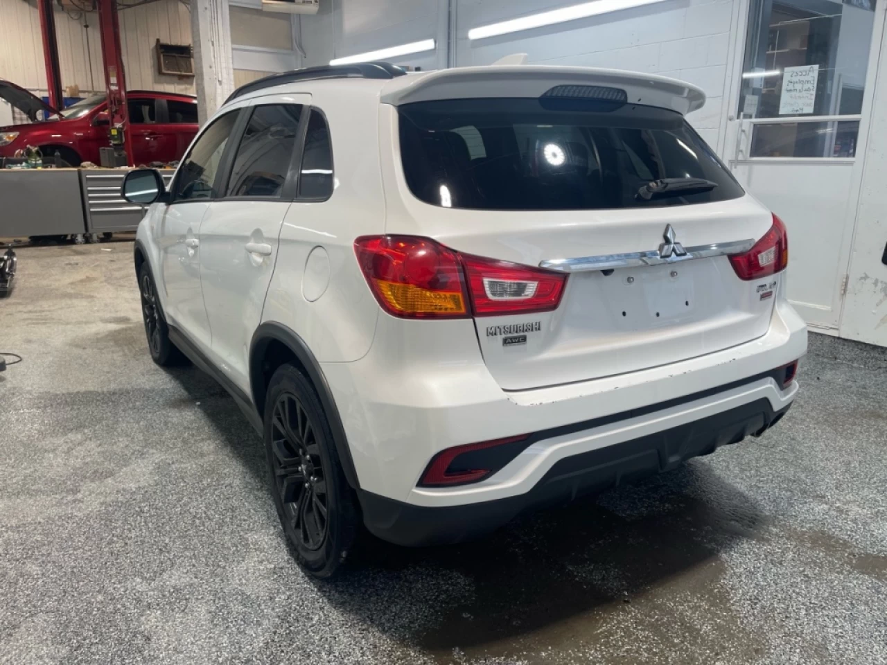 2018 Mitsubishi RVR SE Édition anniversaire Main Image