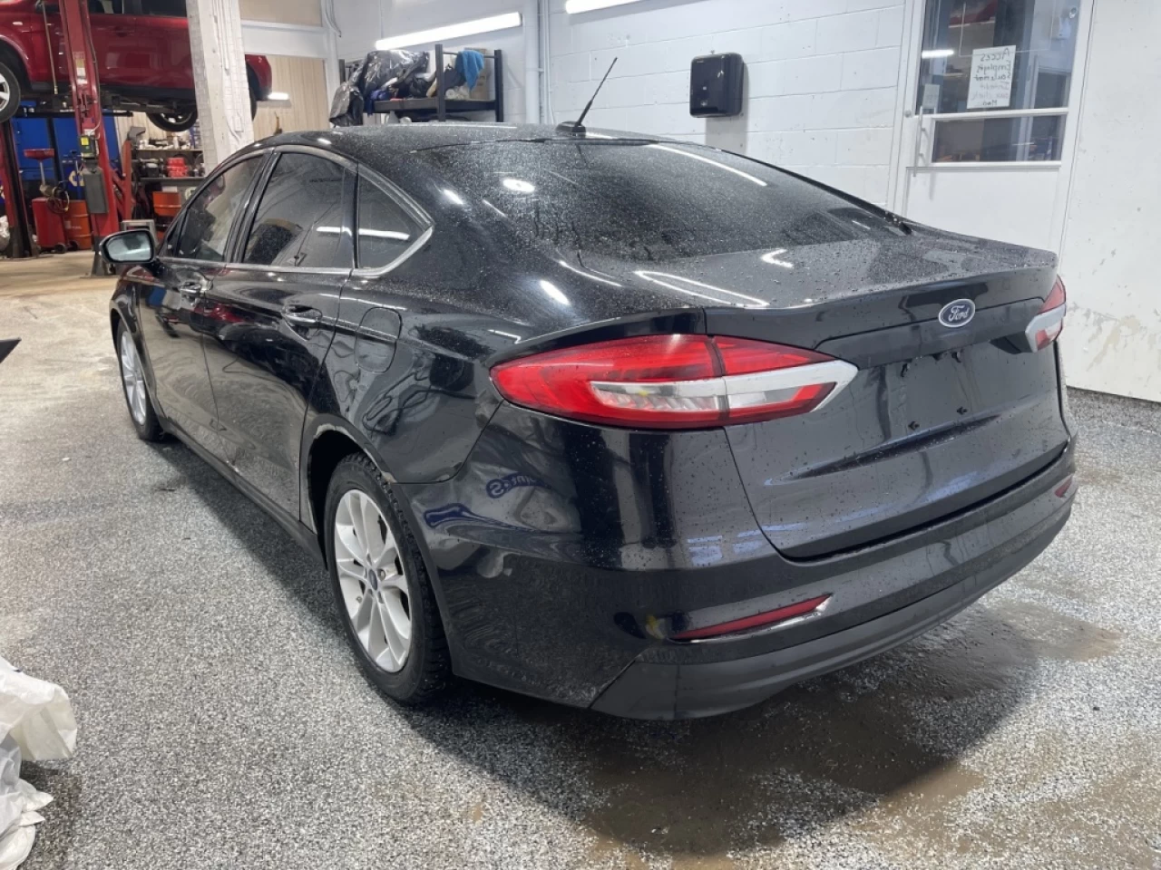 2020 Ford Fusion SEL Main Image