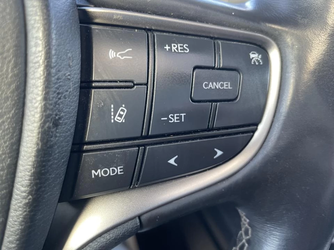 2019 Lexus UX 250h CVT Main Image