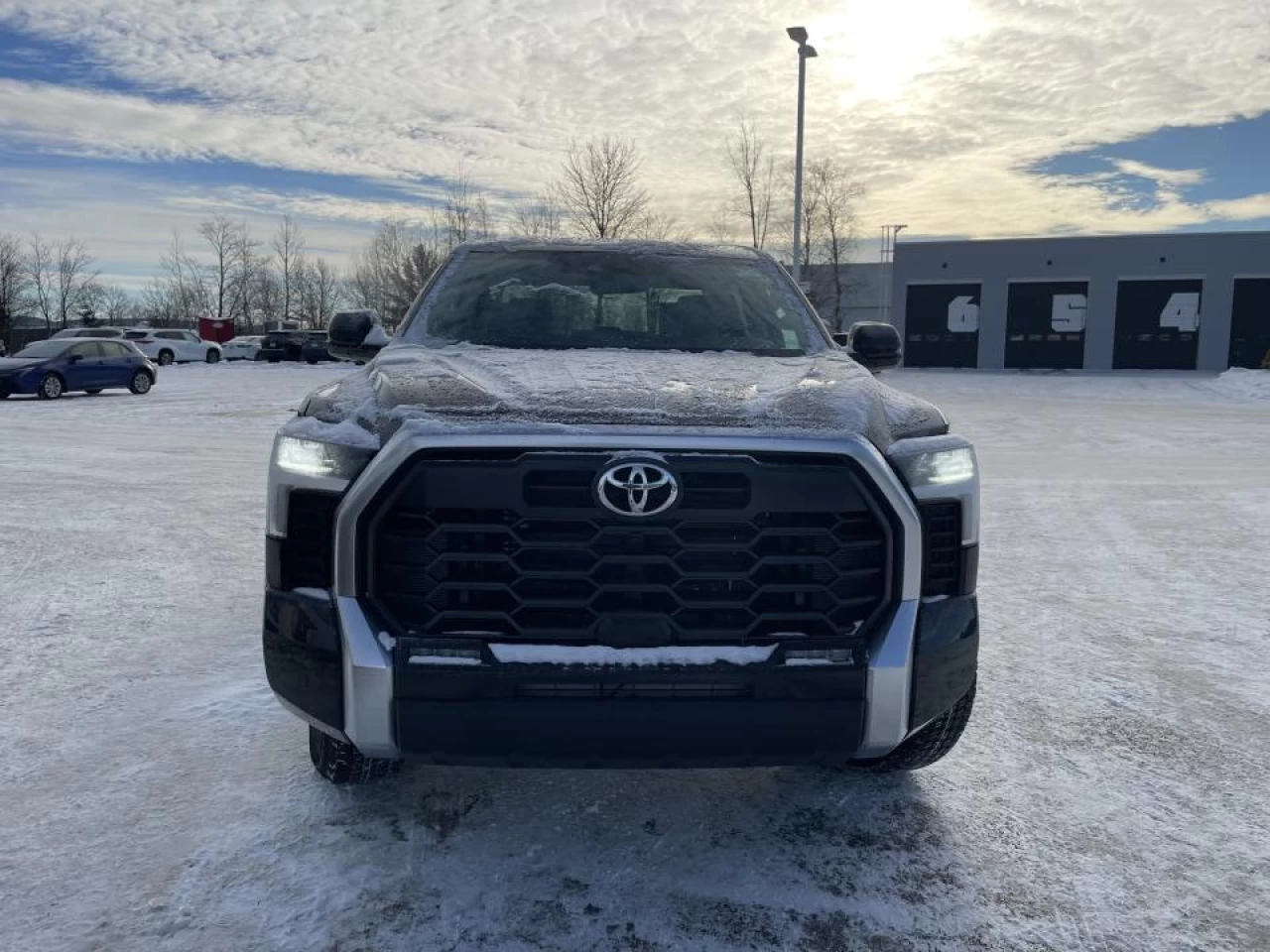 2024 Toyota 4Runner 4WD Main Image