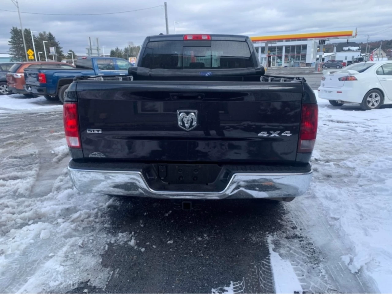 2017 Ram 1500 SLT Main Image