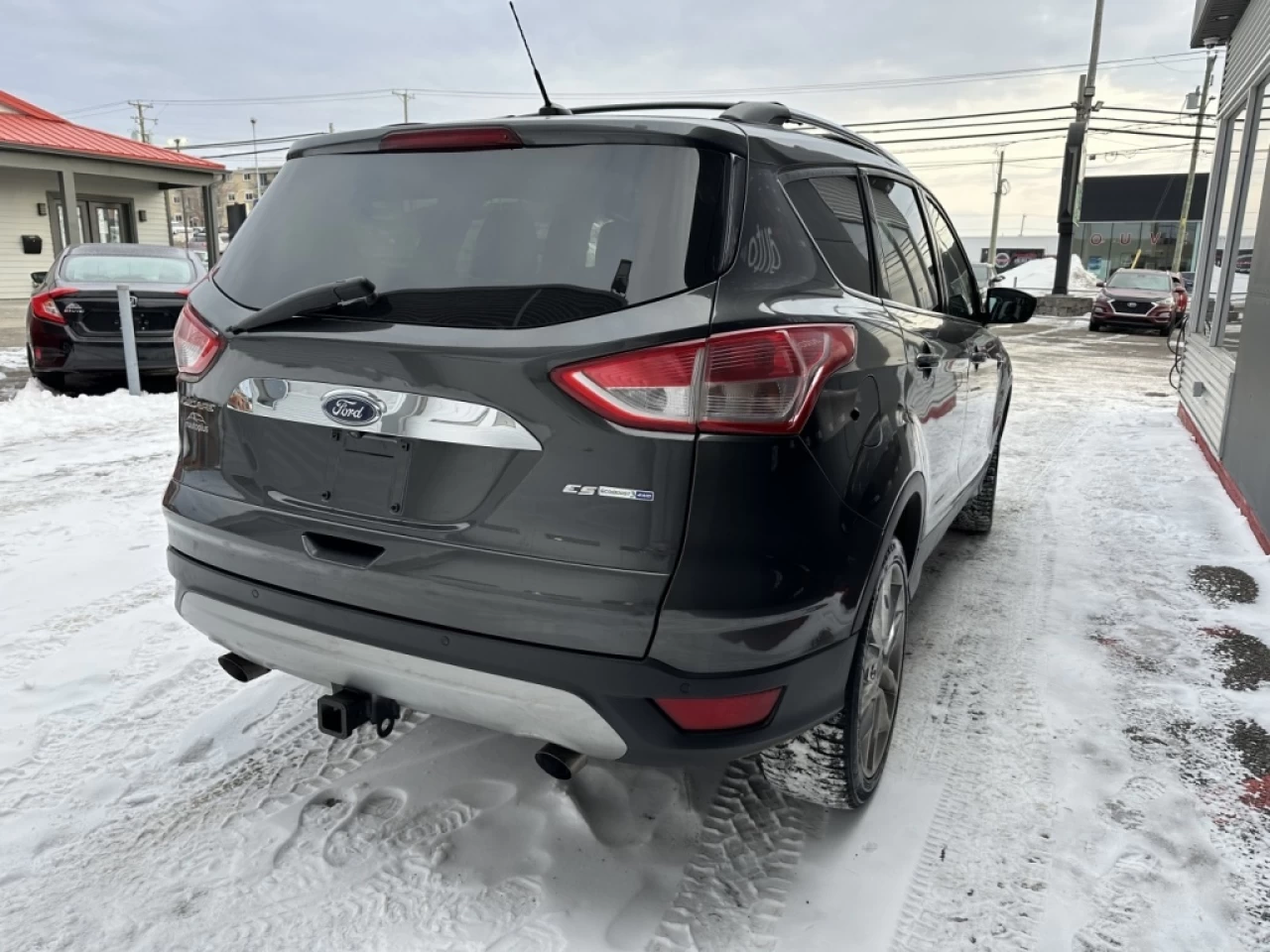 2016 Ford Escape SE Main Image