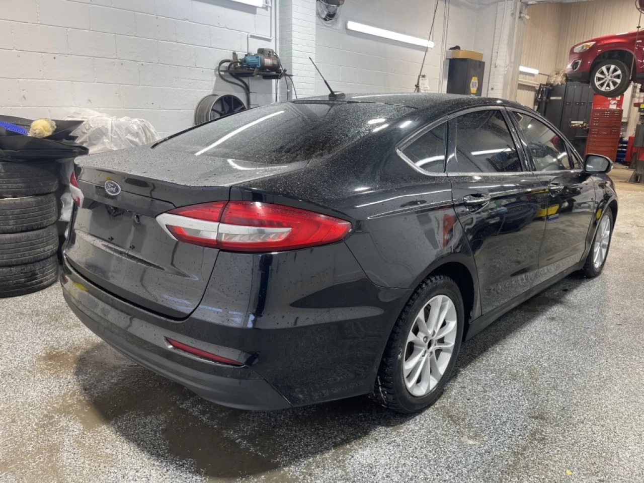 2020 Ford Fusion SEL Main Image