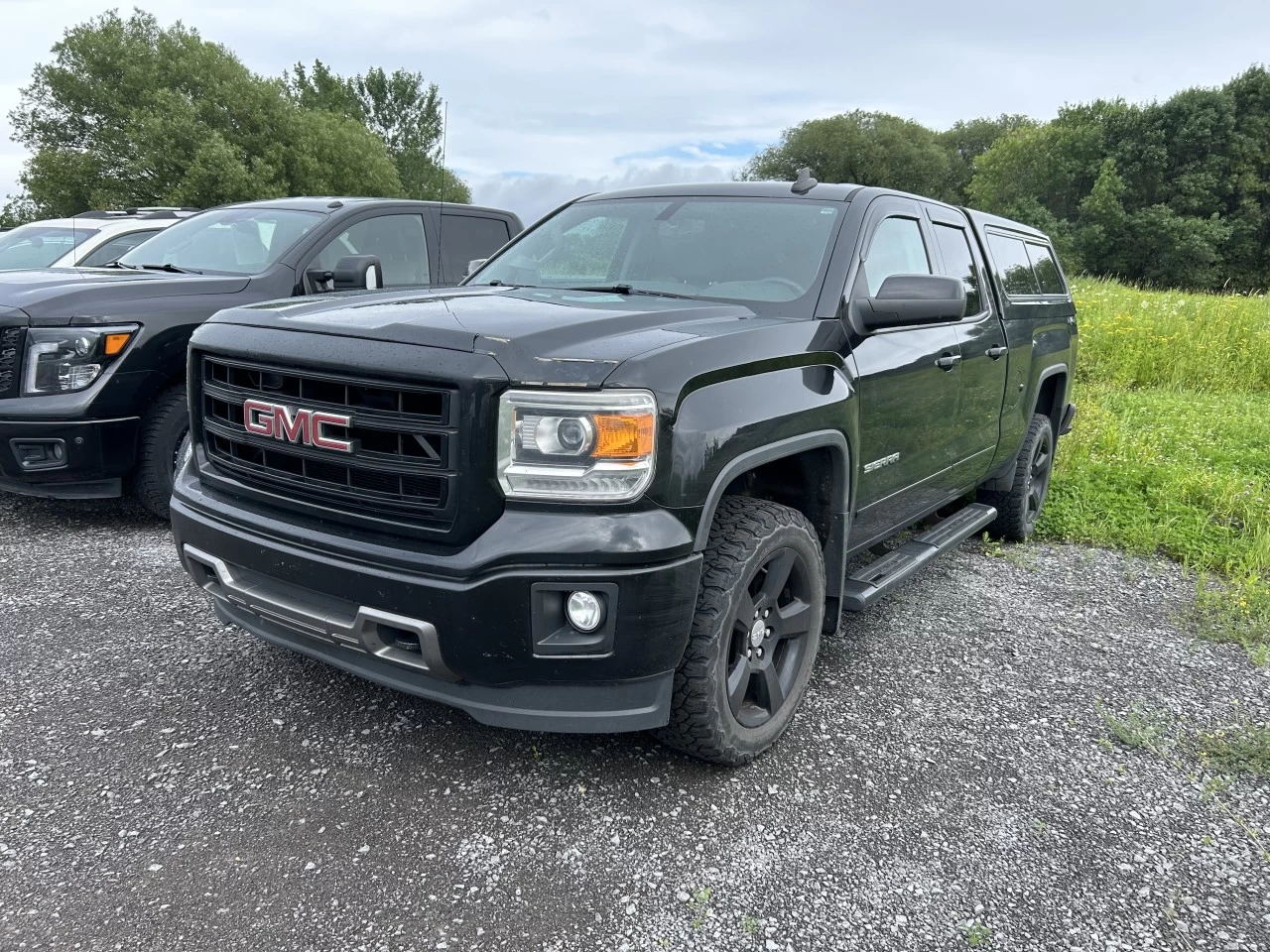 2015 GMC Sierra 1500 4WD Double Cab 143.5" Image principale