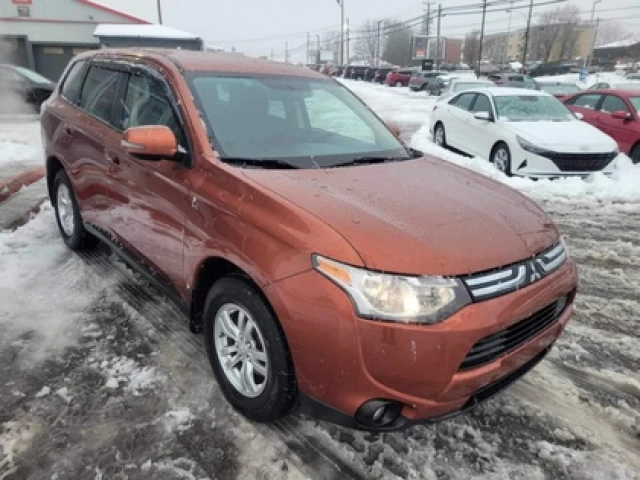 Mitsubishi Outlander SE AWD 7 PASSAGERS 2014