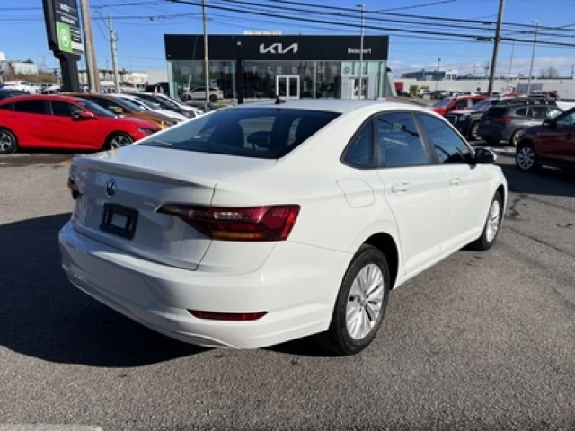 Volkswagen Jetta Comfortline 2019