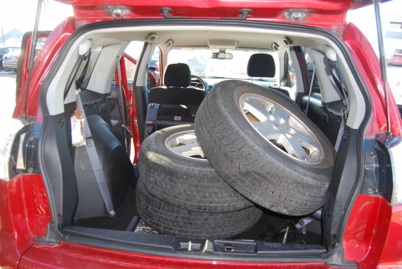 2012 Mitsubishi Outlander LS Main Image