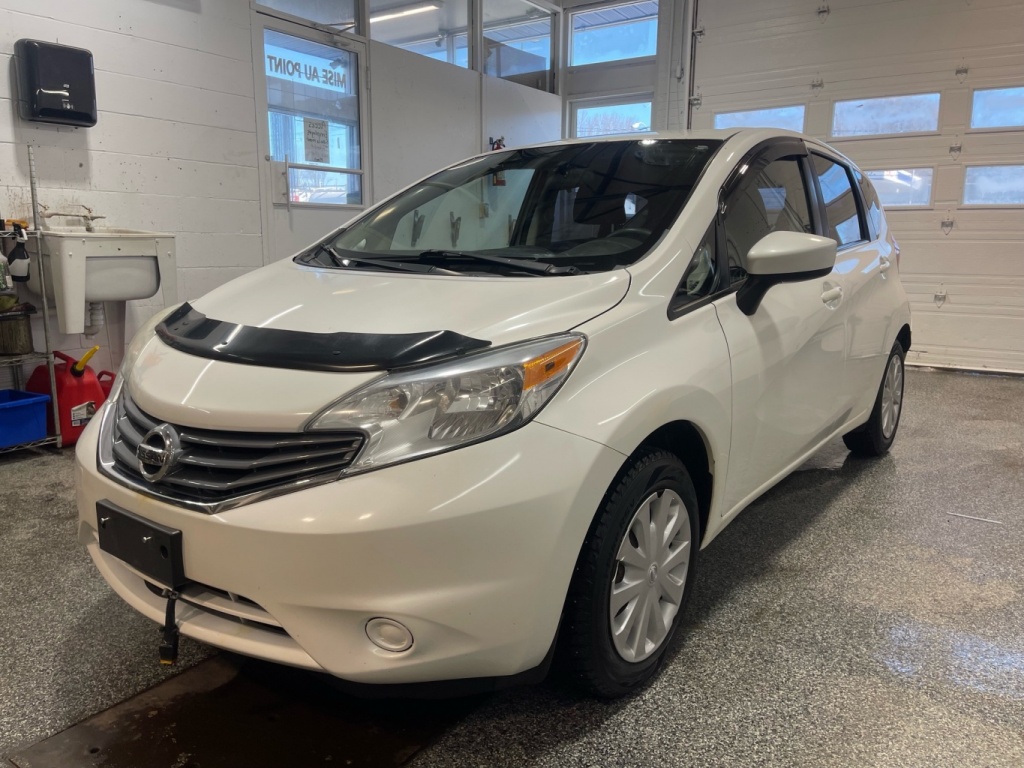 Nissan 2015 Versa S