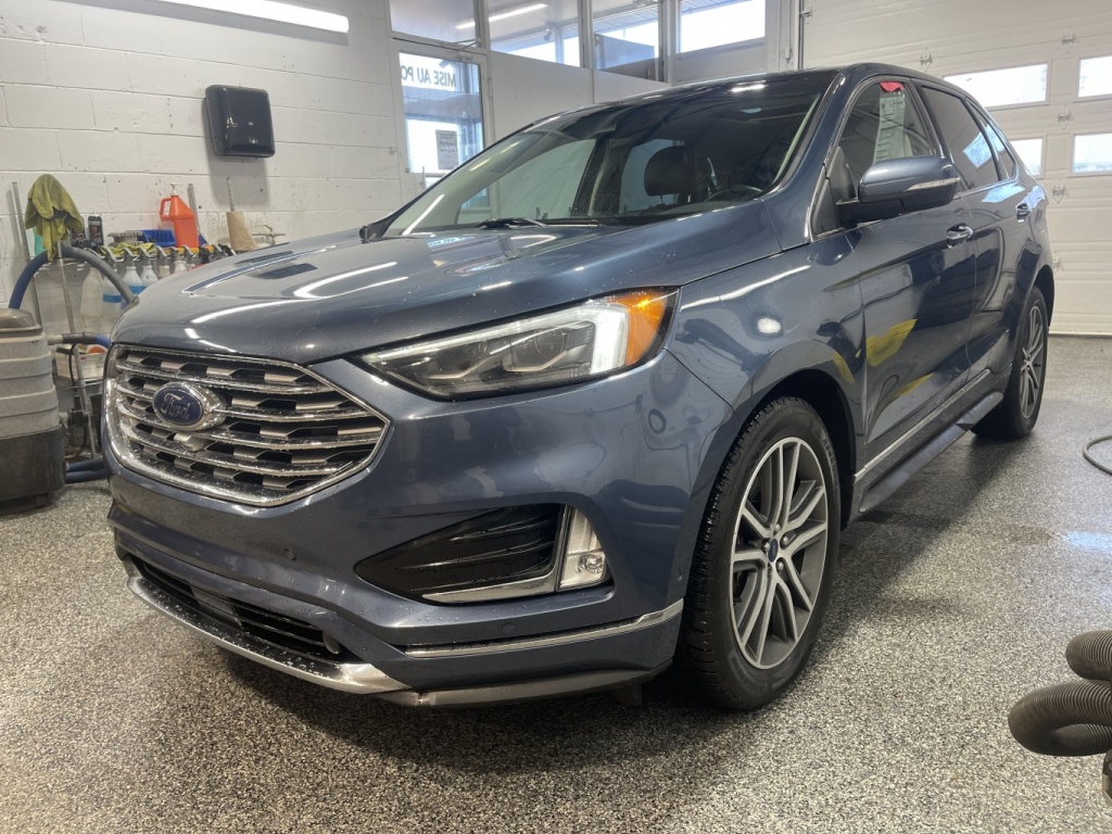 Ford 2019 Edge Titane