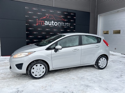 Ford 2013 Fiesta SE