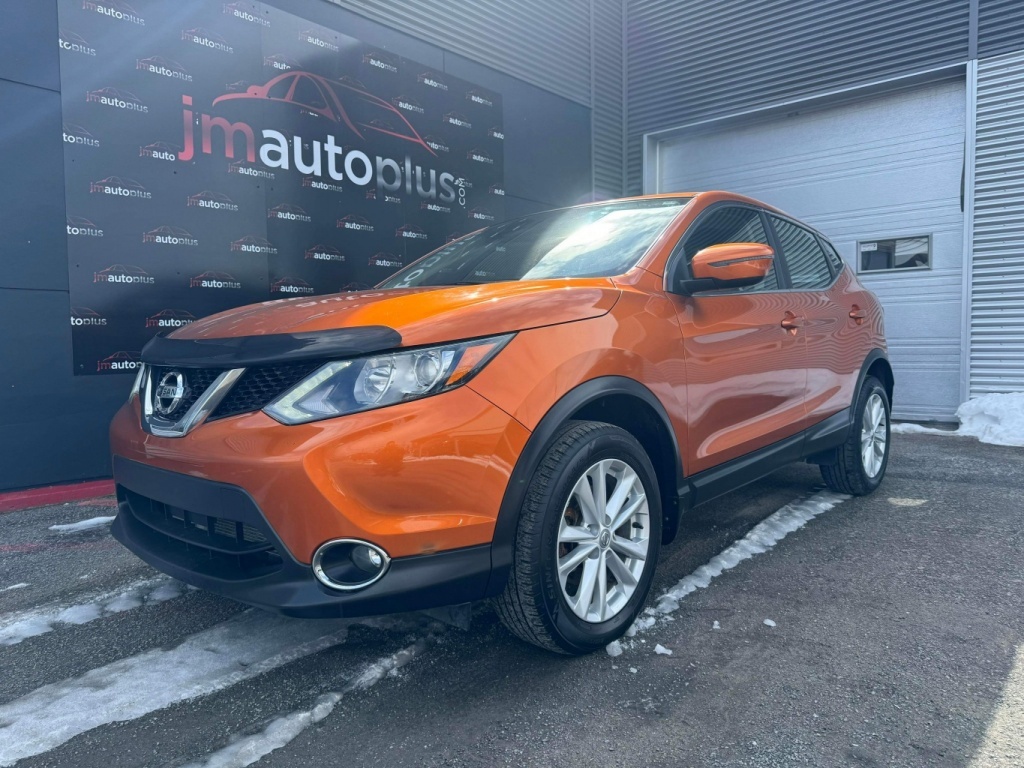 Nissan 2017 Qashqai SV AWD *TOIT