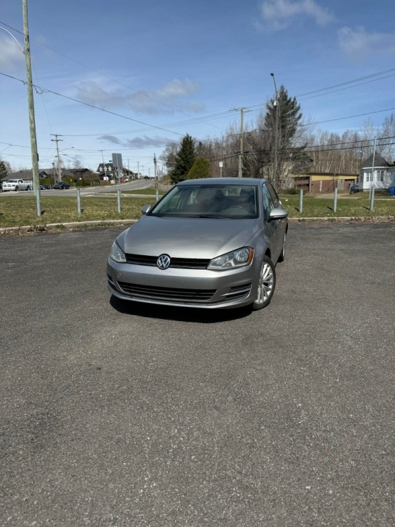 Volkswagen 2015 Golf Trendline