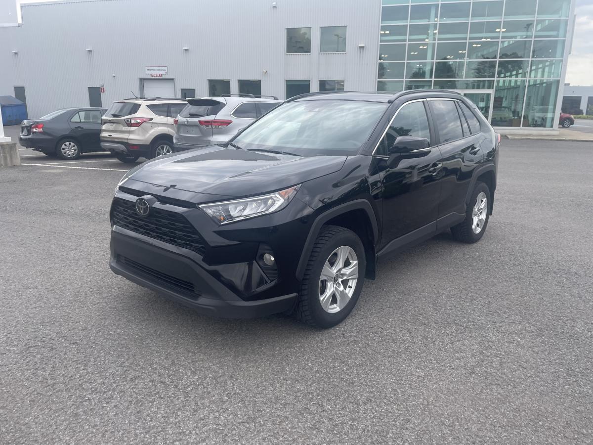 Toyota 2021 RAV4 XLE