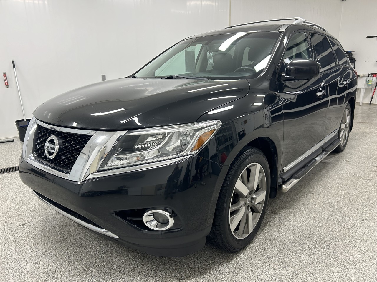 Nissan 2015 Pathfinder Platinum